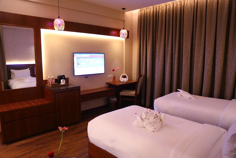 Pristine Hotel - Pristine Hotel The Mall Road, Cantonment S-20/53-4-B Buddha Vihar Colony, Varanasi cantonment, Varanasi, Uttar Pradesh 221002, India