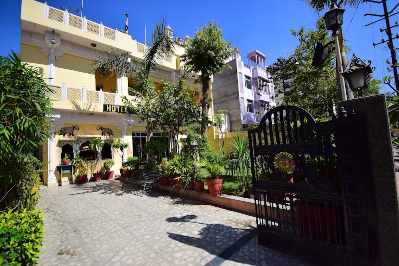 Bani Park Hotel, Jaipur - Bani Park Hotel, Jaipur, D-160, Kabir Marg, opposite Bank of Baroda, near Collectorate Circle, Sen Colony, Bani Park, Jaipur, Jaipur Nagar Nigam Area, Rajasthan 302016, India