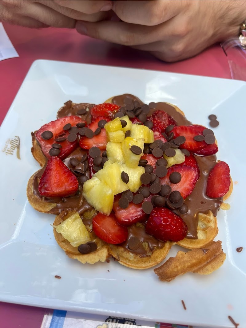 Meşhur Dondurmacı Ali Usta - Meşhur Dondurmacı Ali Usta, Caferağa, Moda Cd., 34710 Kadıköy/İstanbul, Türkiye
