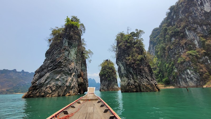 Cheow Lan Lake - Cheow Lan Lake, Khao Phang, Ban Ta Khun District, Surat Thani 84230, Thailand