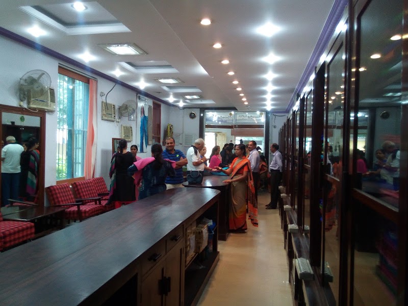KSIC Silk Weaving Factory - KSIC Silk Weaving Factory, Mananthavadi Rd, near NI Engineering College, Vidyaranyapura, Mysuru, Karnataka 570008, India