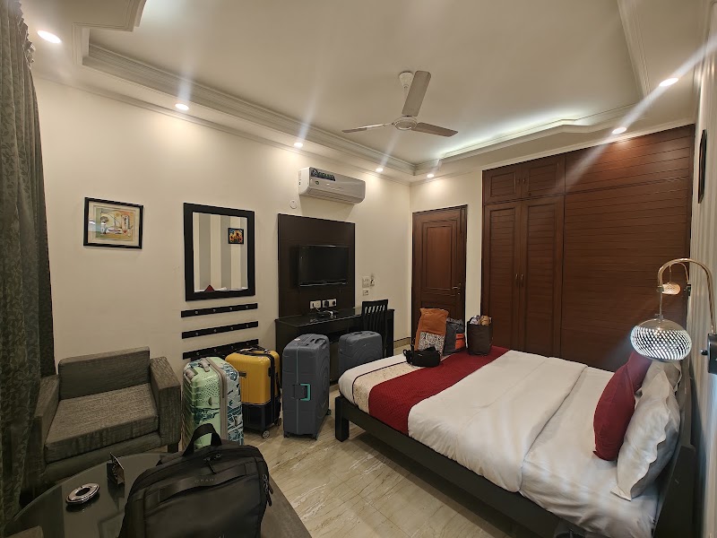 FabHotel RR Residency - Hotel in DLF Phase 2, Gurgaon - FabHotel RR Residency - Hotel in DLF Phase 2, Gurgaon 7B, Jacaranda Marg, DLF Phase 2, Sector 25, Gurugram, Haryana 122002, India