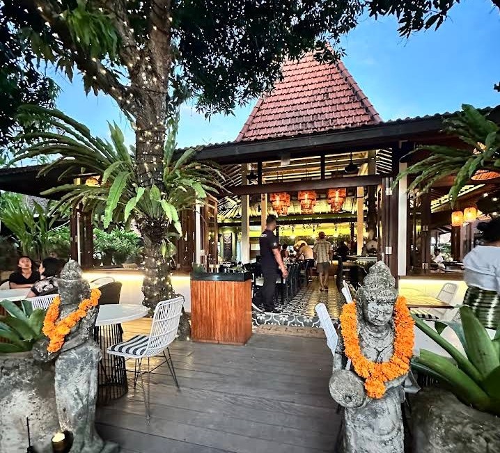 Ulekan Berawa - Ulekan Berawa Jl. Tegal Sari Jl. Pantai Berawa No.34, Tibubeneng, Kec. Kuta Utara, Kabupaten Badung, Bali 80361, Indonesia