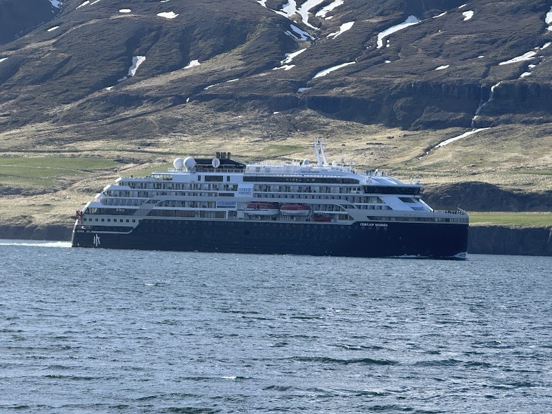 Sæberg, Old School in Eyrar - Sæberg, Old School in Eyrar 74RP+843, Hafnargata, 710 Seyðisfjörður, Iceland