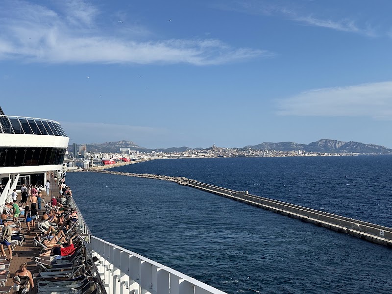 terminaux des croisières - terminaux des croisières, Chem. du Littoral, 13016 Marseille, France