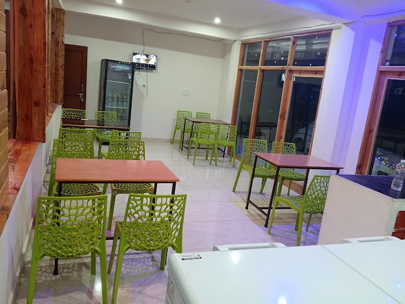 The Himalayan vibe home stay & cafe - The Himalayan vibe home stay & cafe, Hatikhan Lamgara, Jalna, Talla Lamkot, Uttarakhand 263625, India