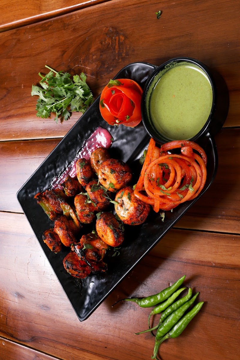 Amritsar Haveli Jaipur - Amritsar Haveli Jaipur E-96, Jai Jawan Marg, Lal Bahadur Nagar, Adinath Nagar, Jaipur, Rajasthan 302018, India