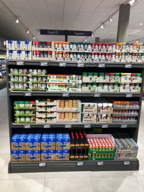 ALDI SUISSE - ALDI SUISSE, Dietlimoosplatz 1, 8134 Adliswil, Switzerland