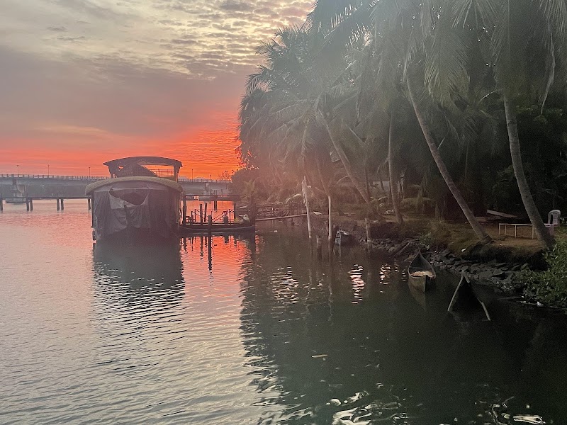 Nileshwar Houseboat (Offcial website) - Nileshwar Houseboat (Offcial website), Houseboat Terminal, Kottapuram, Nileshwar, Kerala 671314, India