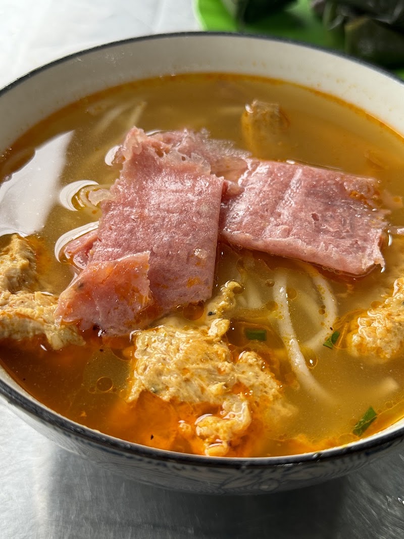 Hằng Bánh Canh Cá Lóc - Hằng Bánh Canh Cá Lóc 136 Bà Triệu, Thuận Hóa, Huế, Vietnam