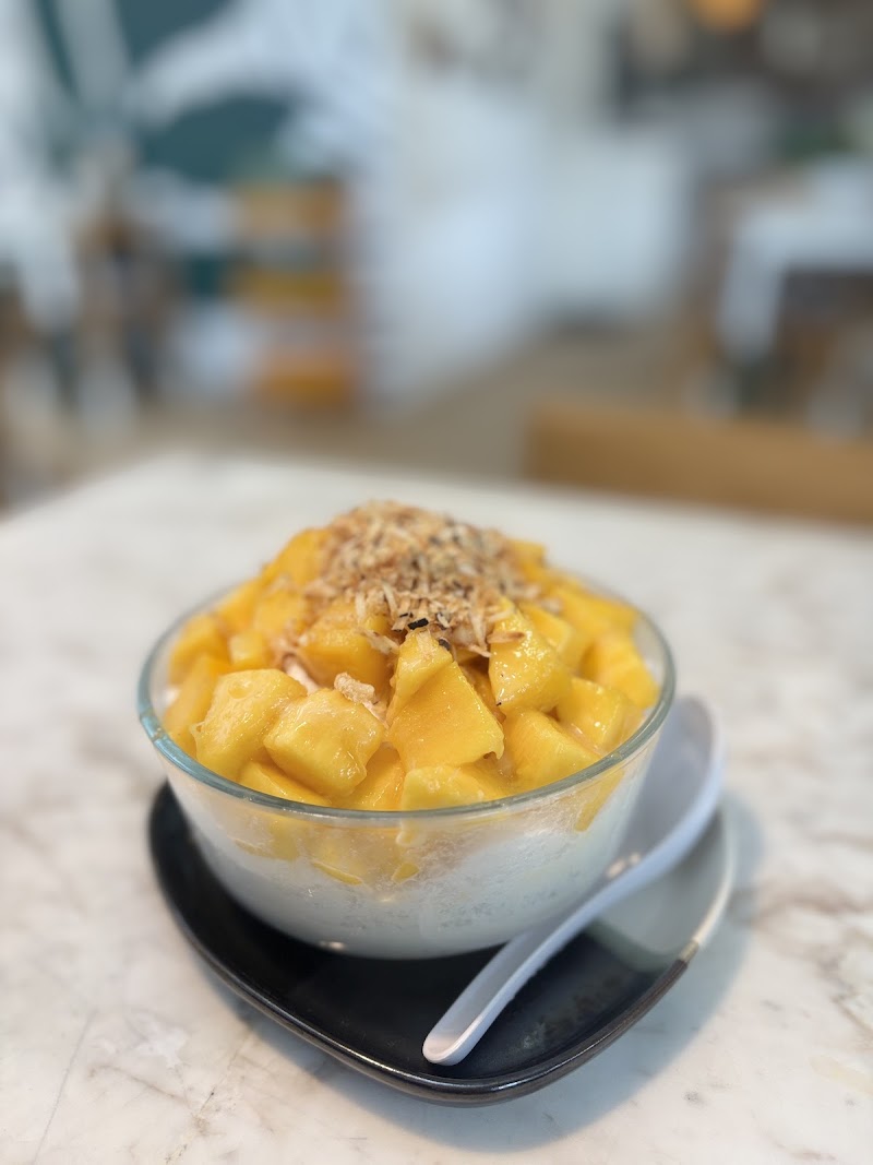 Baan Ying Plant-Based - Thai Vegan All Day Dining & Wine Bar - Baan Ying Plant-Based - Thai Vegan All Day Dining & Wine Bar Dusit Suites Hotel Thanon Ratchadamri, Khwaeng Lumphini, Pathum Wan, Krung Thep Maha Nakhon 10330, Thailand