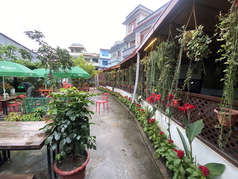 Radha Krishna Temple, Raniban - Radha Krishna Temple, Raniban Radha Krishna Chowk, Yerahity, P7JP+2X5, Raniban Rd, नागार्जुन 44600, Nepal