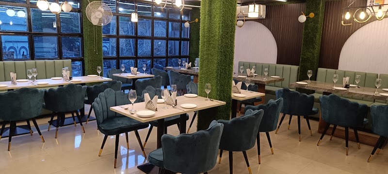 Hotel Vibrant Lawn & Banquet - Hotel Vibrant Lawn & Banquet Raj Sundar Complex, Bailey Rd, Rukanpura, Patna, Bihar 800014, India