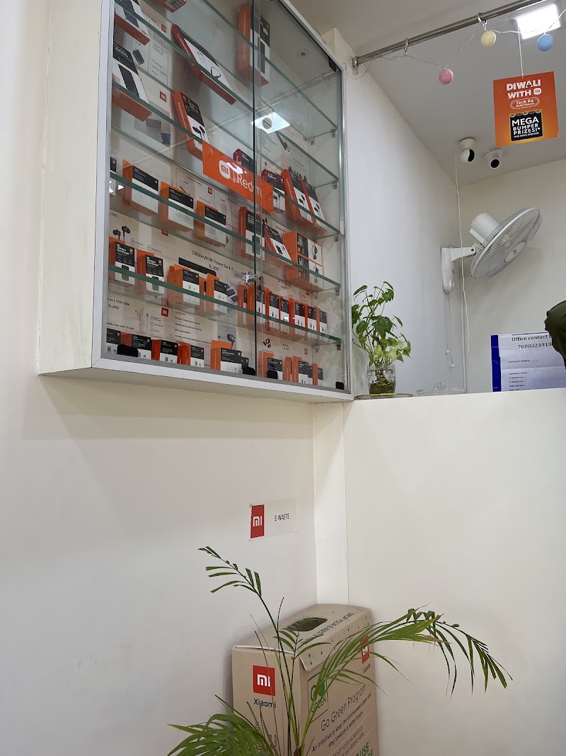 Mi service center - Mi service center, second floor shop no. 5, shraavya Enterprises, Mahalaxmi complex, Moulipara, Telibandha, Raipur, Chhattisgarh 492001, India