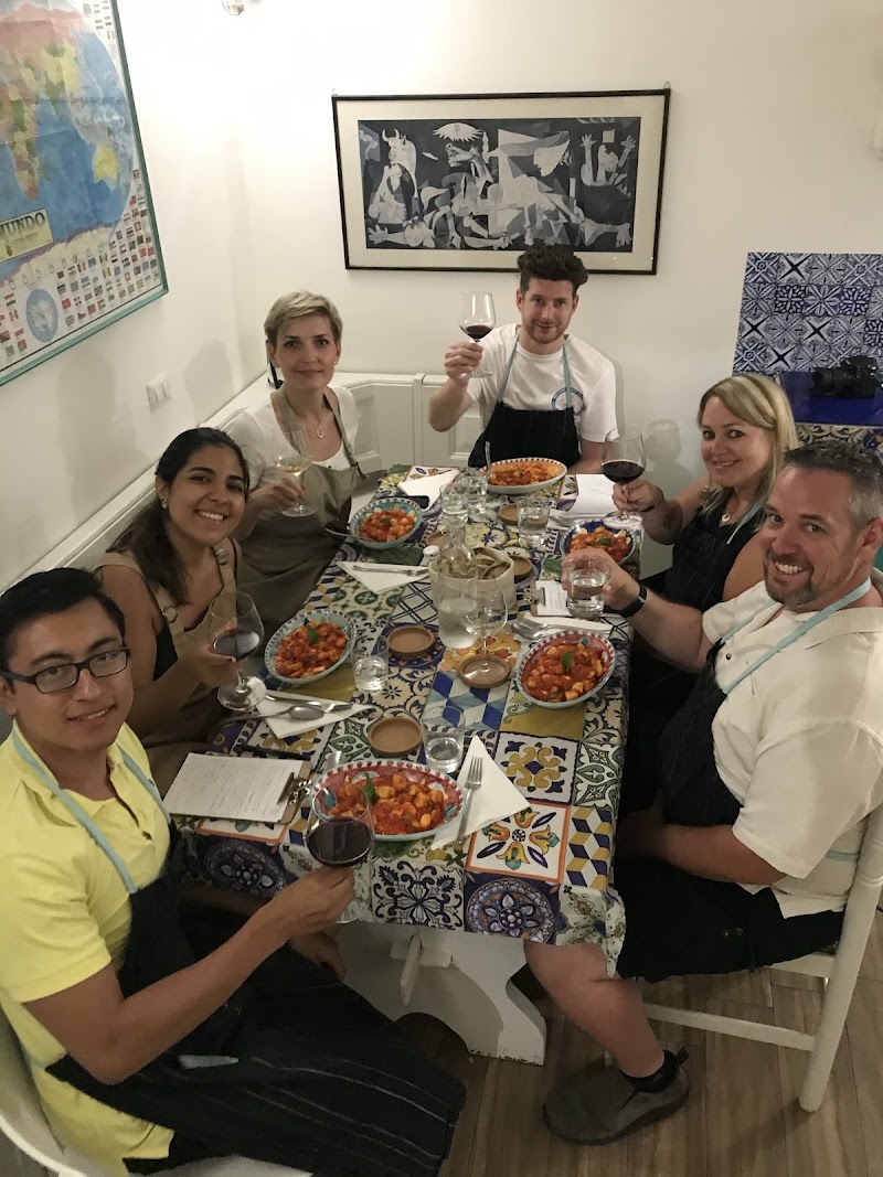 Foodies from Rome - Foodies from Rome, Lungotevere Portuense, 178, 00153 Roma RM, Italy