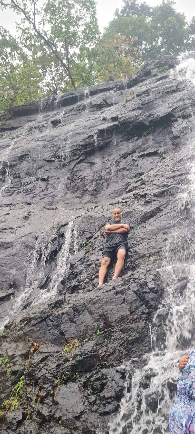 Twin waterfalls - Twin waterfalls, GJMR+8H4, Ghatghar, Chondhe Bk., Maharashtra 421601, India