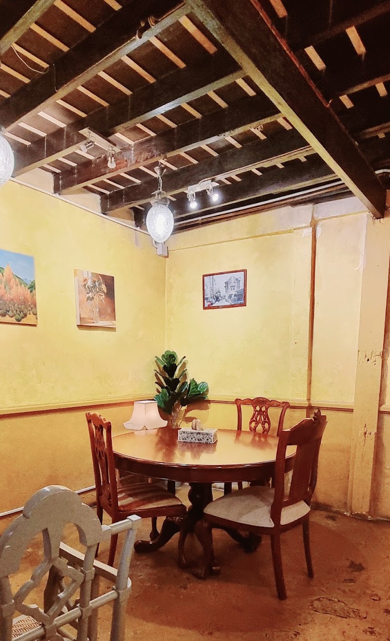 Yesterday's Tea Rooms - Yesterday's Tea Rooms, 518/9 ปากซอยสะพานยาว Song Wat Rd, Khwaeng Chakkrawat, Khet Samphanthawong, Krung Thep Maha Nakhon 10100, Thailand