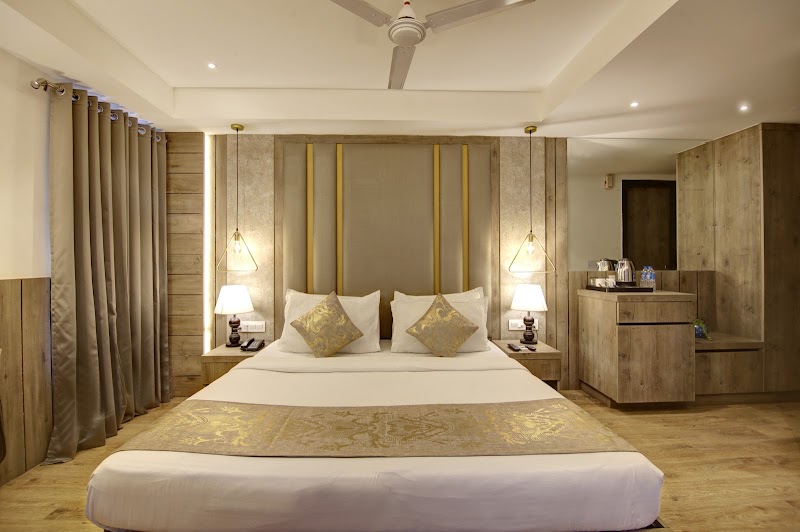 Town Pallace Inn - Hotel in New Delhi - Town Pallace Inn - Hotel in New Delhi BP-12, near Metro Pillar No. 220, Block 1, West Patel Nagar, Patel Nagar, New Delhi, Delhi, 110008, India