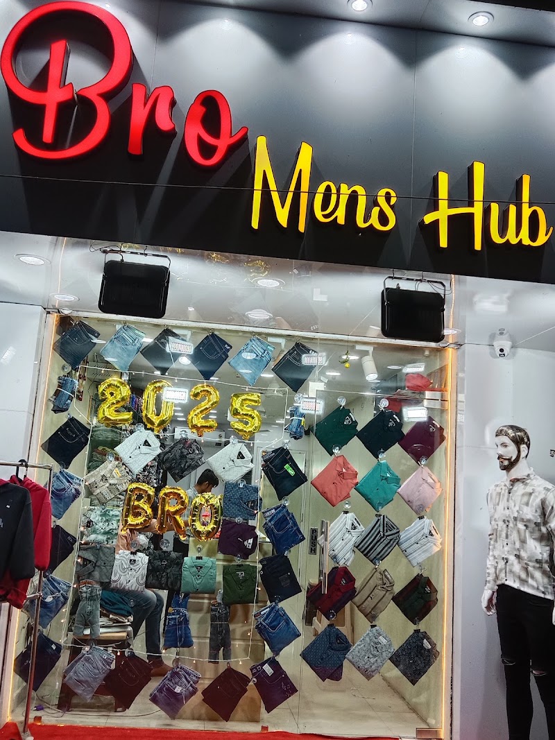Bro mens hub - Bro mens hub Infront of maan hotal, Marwadi school road, Baniya Para, Durg, Chhattisgarh 491001, India