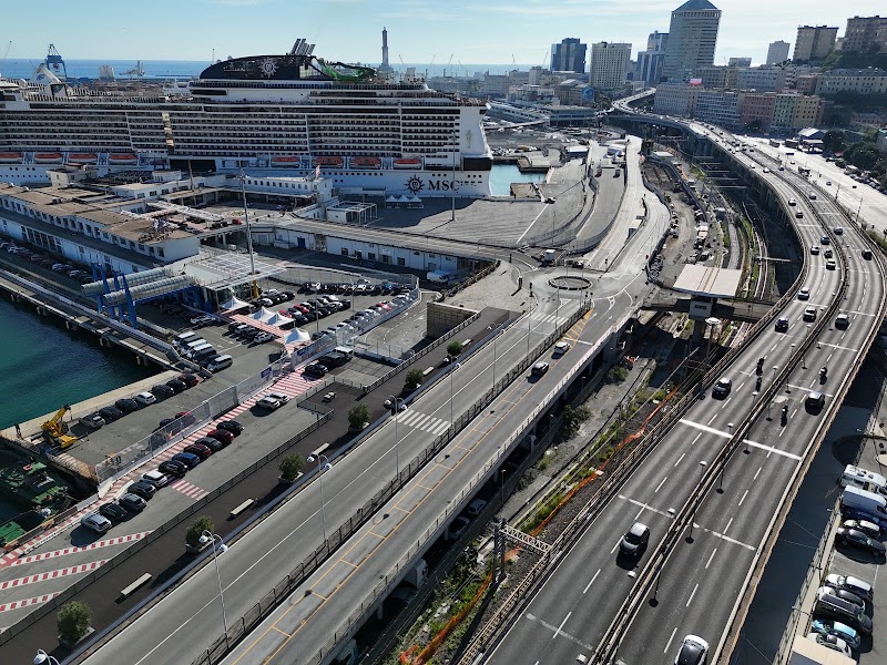 Genua Hafen - Genua Hafen, Via Ariberto Albertazzi, 16149 Genova GE, Italy