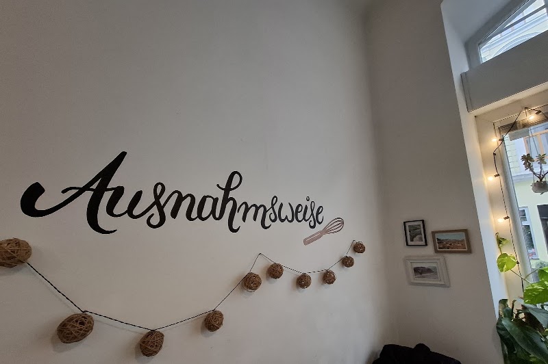 ausnahmsweise - Café für vegane, glutenfreie Kuchen - ausnahmsweise - Café für vegane, glutenfreie Kuchen, Hofmühlgasse 18/5, 1060 Wien, Austria