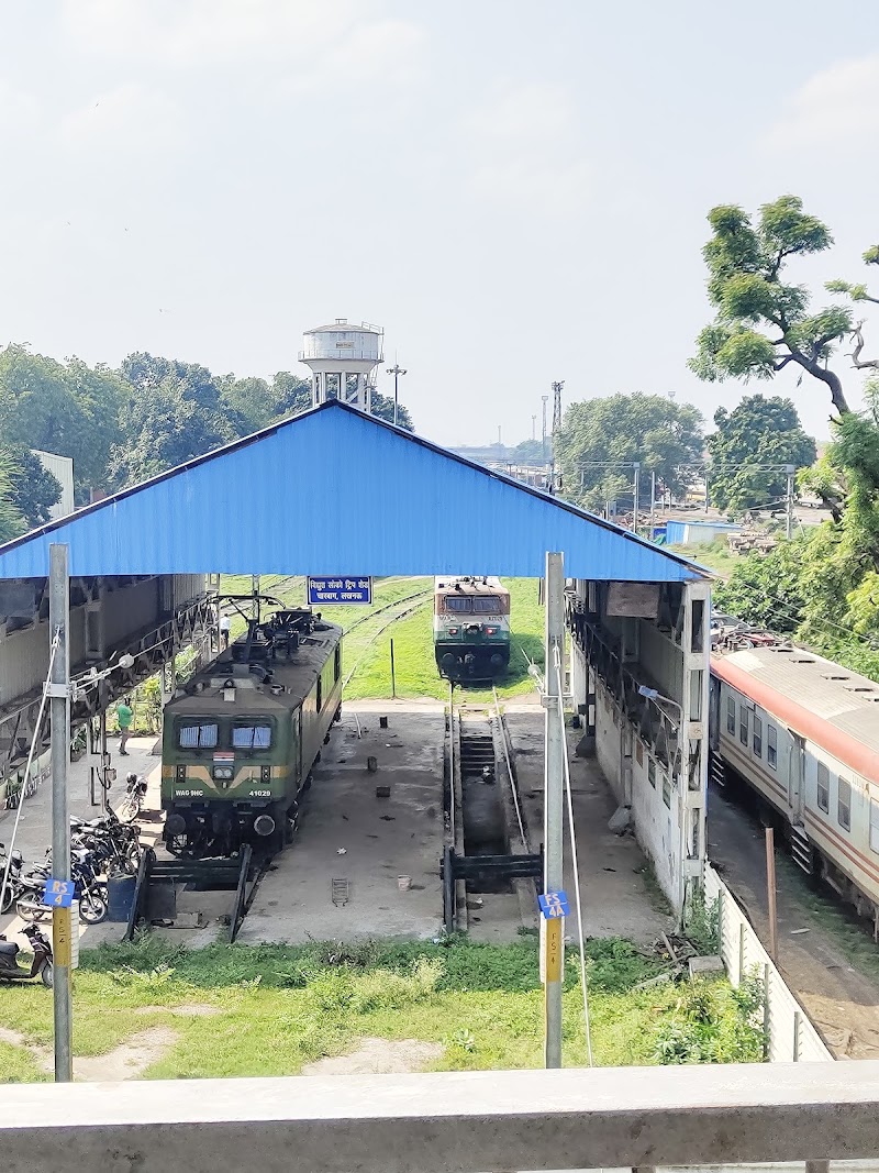 Lucknow Junction NER - Lucknow Junction NER, RWJC+MGH, Railway Colony, Charbagh, Lucknow, Uttar Pradesh 226004, India