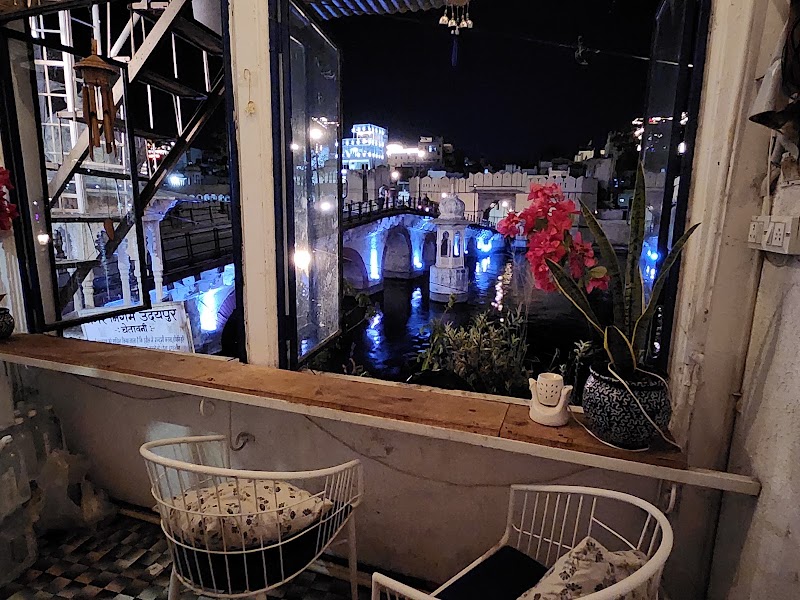 Kurja Cafe & Restaurant - Kurja Cafe & Restaurant House No. 1, Jethiyo Ka Akhada Lakeside, Outside Chandpole, Pichola, Udaipur, Rajasthan 313001, India