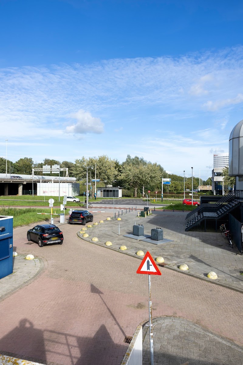 P+R Alexander - P+R Alexander, Prins Alexanderlaan 35, 3068 PN Rotterdam, Netherlands