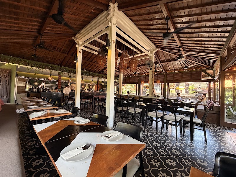 Ulekan Berawa - Ulekan Berawa Jl. Tegal Sari Jl. Pantai Berawa No.34, Tibubeneng, Kec. Kuta Utara, Kabupaten Badung, Bali 80361, Indonesia