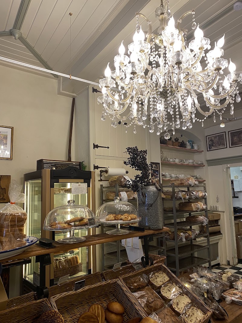 Bakkertje Deeg - Bakkertje Deeg Botermarkt 13, 5256 AV Heusden, Netherlands