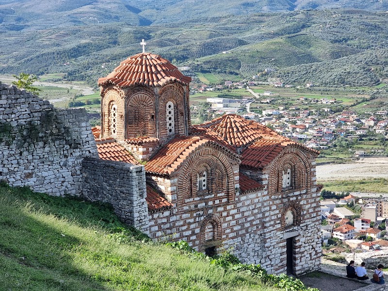 Old Town Berat - Old Town Berat, PW4X+8XV Old Town, Rruga Kol Myzeqari, Berat 5001, Albania