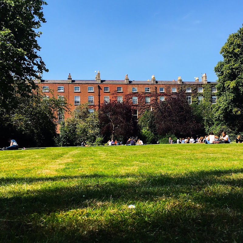 Fitzwilliam Square - Fitzwilliam Square, 2 Fitzwilliam Pl, Dublin, D02 K227, Ireland