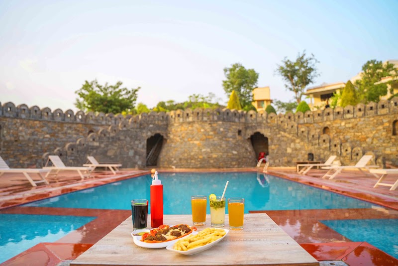 Devi Palace Resort - Devi Palace Resort Kumbhalgarh Fort Rd, opposite Lakhela Lake, Kumbhalgarh, Beer Ki Bhagal, Rajasthan 313325, India