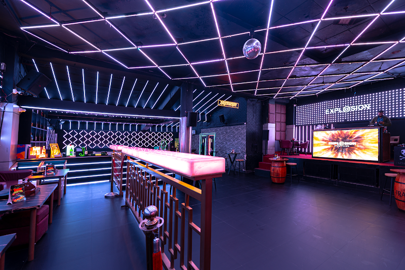 Explosion NightClub - Explosion NightClub Ground Floor, Piccadily Multiplex, Mall Rd, Siyal, Manali, Himachal Pradesh 175131, India