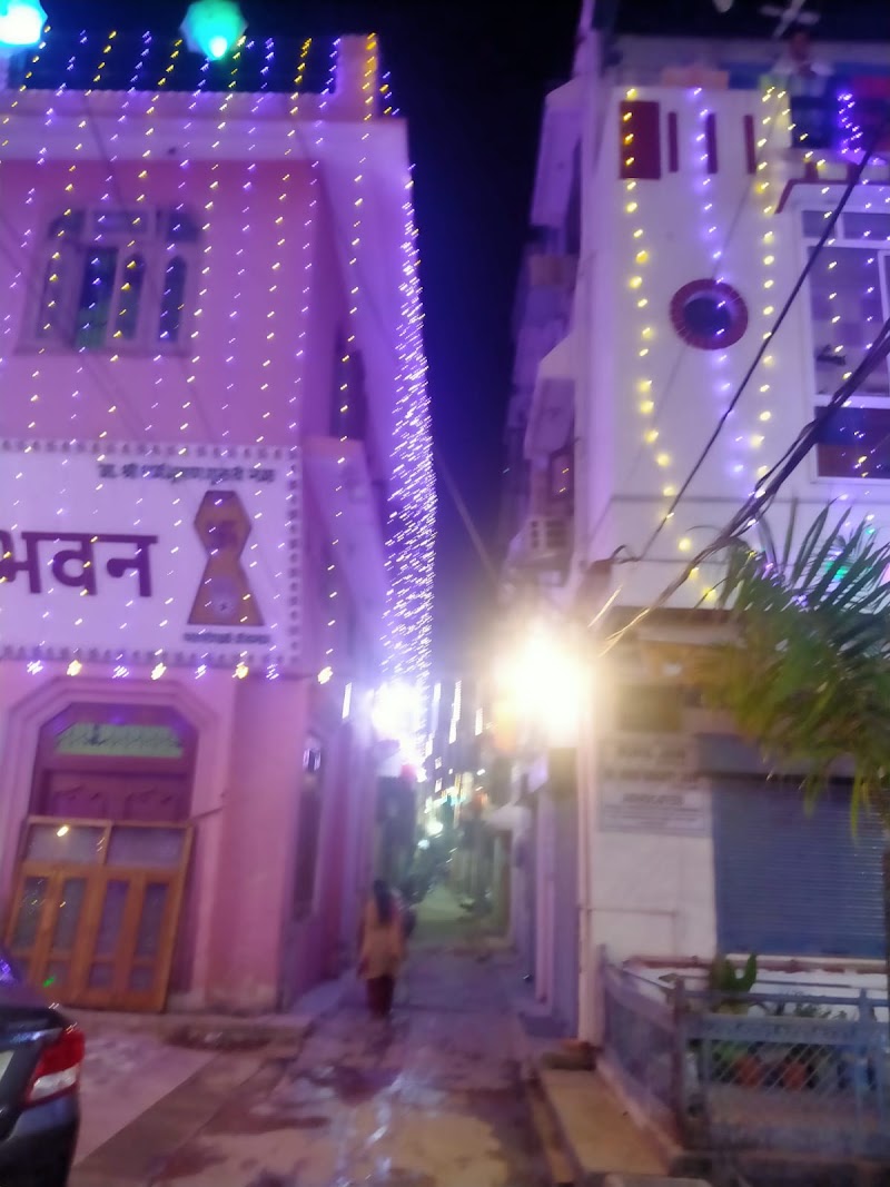 Shri Digambar Jain Mandir - Shri Digambar Jain Mandir, Gur Bazar, Sadar Bazar, Ambala Sadar, Haryana 133001, India