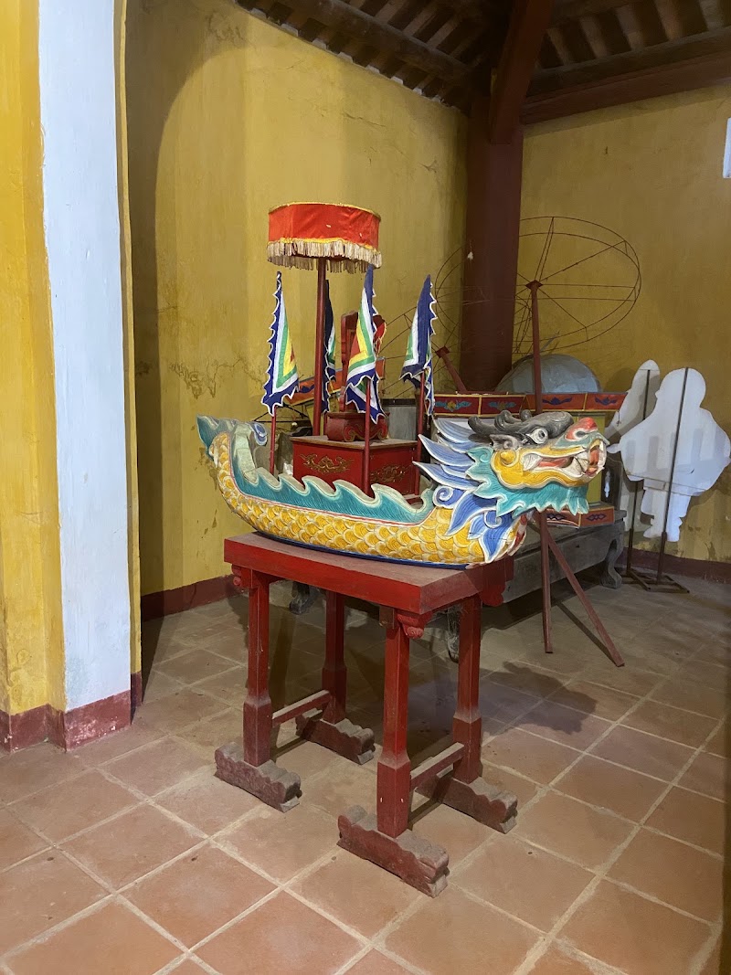 Đình Cẩm Phô - Đình Cẩm Phô 52 Nguyễn Thị Minh Khai, Hội An, Đà Nẵng, Vietnam