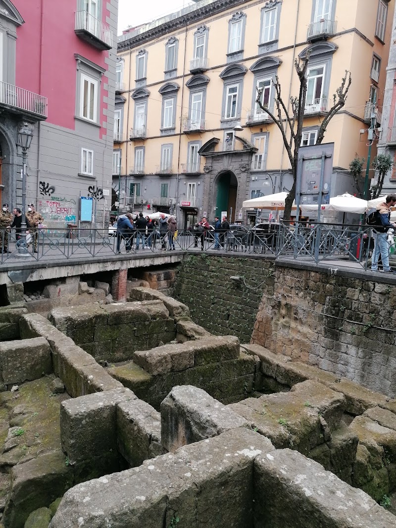 Piazza Bellini - Piazza Bellini, 80138 Napoli NA, Italy