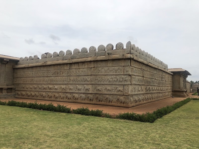 Hazara Raama Temple - Hazara Raama Temple 8F99+4G2, Karnataka 583221, India