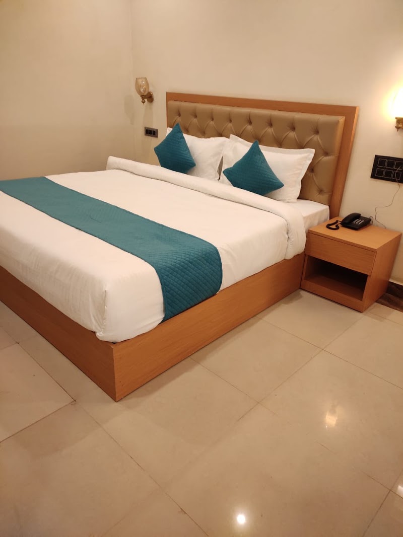 Kainchi Dham Home Stay - Kainchi Dham Home Stay Baba Neem Karoli Mandir, Kainchi Dham, Bhowali Range, Uttarakhand 263132, India