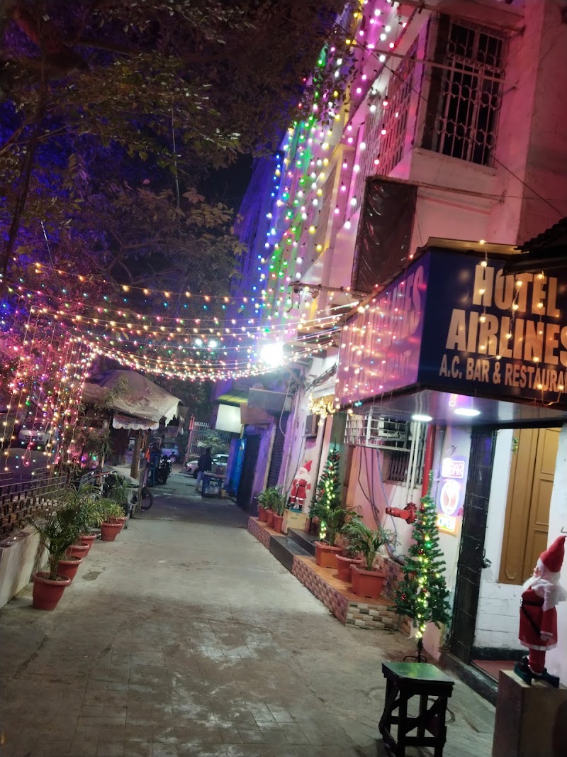 HOTEL AIRLINES - HOTEL AIRLINES Kapalitala Ln, near indian airlines, Bowbazar, Kolkata, West Bengal 700012, India