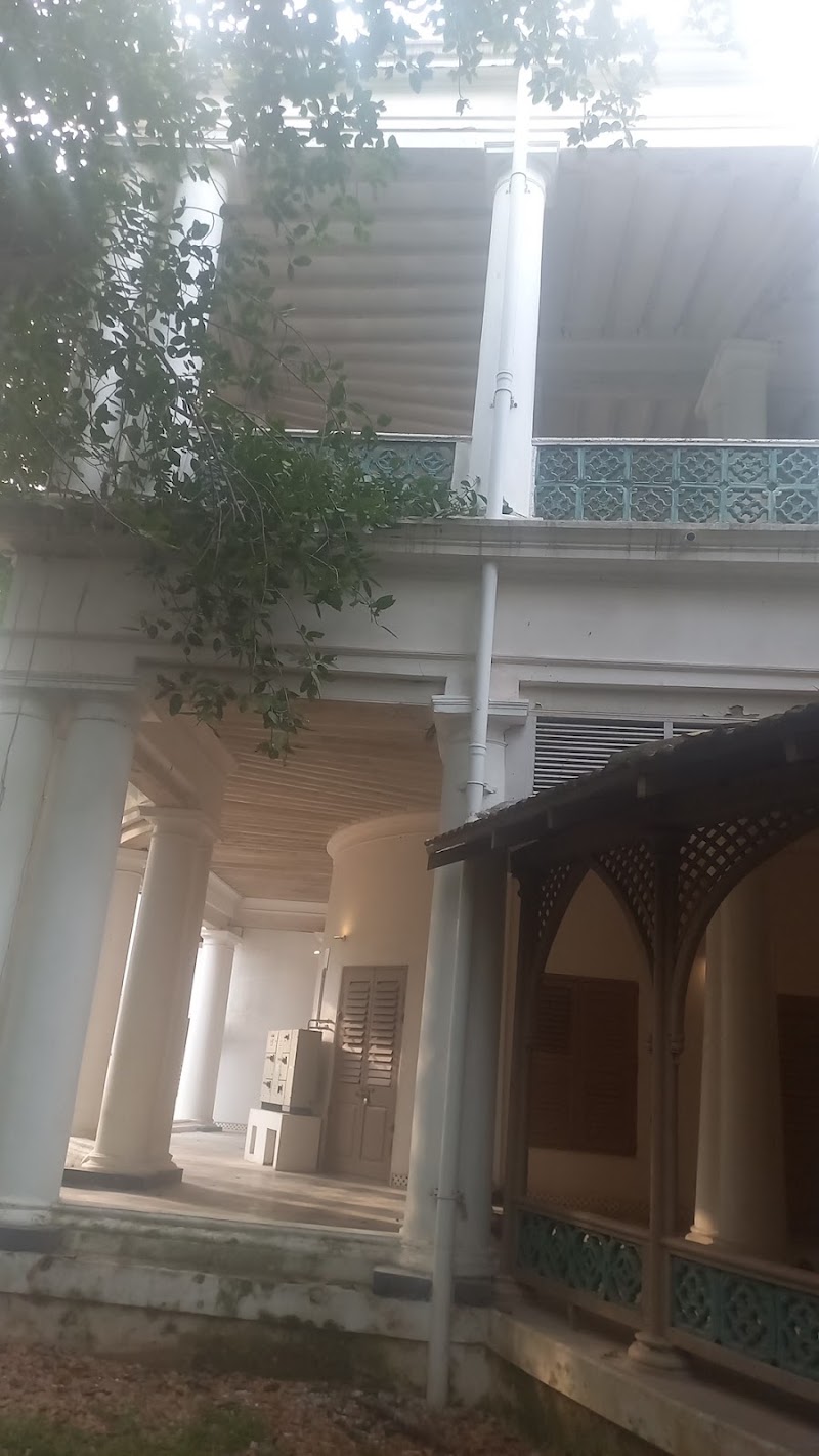 Zoroastrian Temple - Zoroastrian Temple, 2758+JXH, Theosophical Society, Besant Nagar, Chennai, Tamil Nadu 600020, India