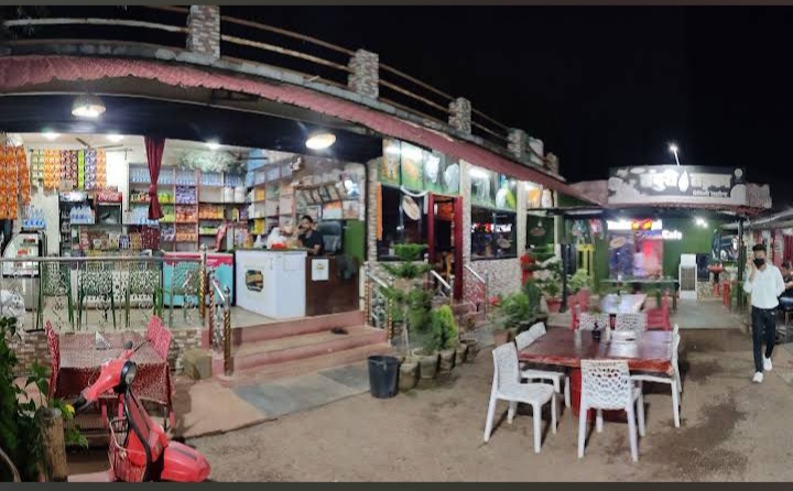 Tandoori Tadka Family Restaurant - Tandoori Tadka Family Restaurant, 72Q7+28J, Bilaspur, Chhattisgarh 495113, India