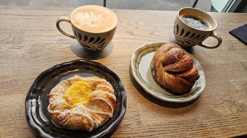 Huset Kafé - Huset Kafé, Idrettsgata 1, 8370 Leknes, Norway