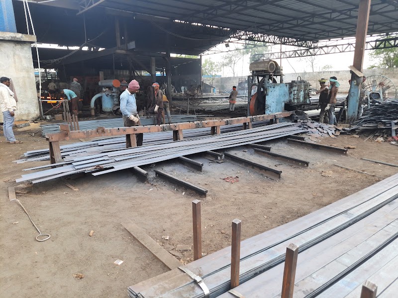 Hanumant re rollers - Hanumant re rollers, Bendri road Borjhara Marg, Raipur, Bendari, Chhattisgarh 492003, India