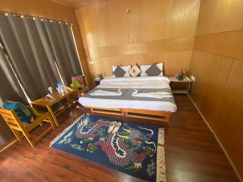 Seven Seas Guest House - Seven Seas Guest House Upper Tukcha Road Leh Jammu and Kashmir, Leh, 194101