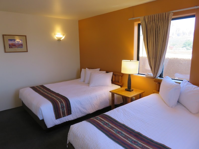 Sedona Village Lodge - Sedona Village Lodge, 105 Bell Rock Plaza, Sedona, AZ 86351, USA