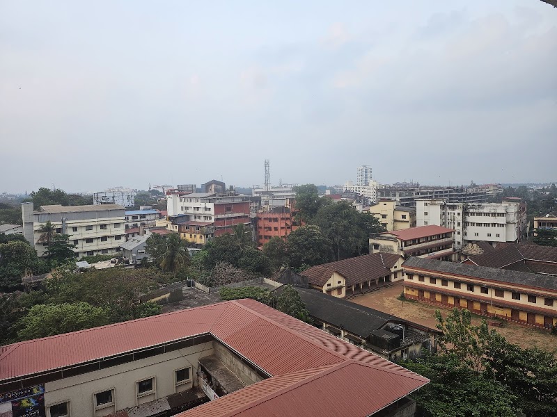 Gokul Market - Gokul Market, VR9R+CPX, KSR Road, Opposite Old Bus Stand, Hampankatta, Mangaluru, Karnataka 575001, India