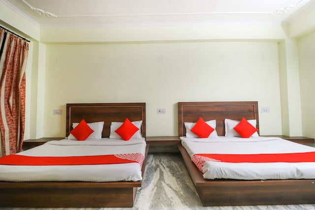 OYO 49323 Hotel Maharaja - OYO 49323 Hotel Maharaja Moien, Chintpurni, Himachal Pradesh 177110, India