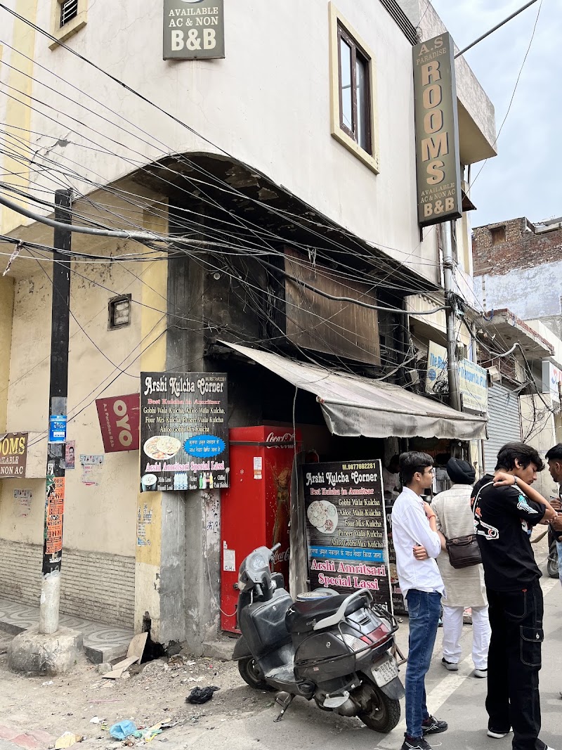 Arshi Kulcha Corner - Arshi Kulcha Corner 2521/37, Ghee Mandi Chowk, near Goushala, Ramanand Bagh, Katra Ahluwalia, Amritsar, Amritsar Cantt., Punjab 143006, India