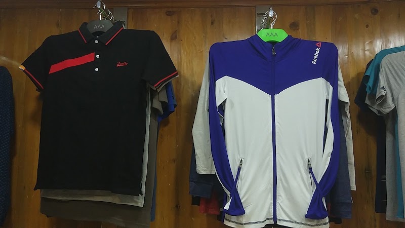 Lakeside Trekking Equipment Store - Lakeside Trekking Equipment Store Lakeside Rd, Pokhara 33700, Nepal
